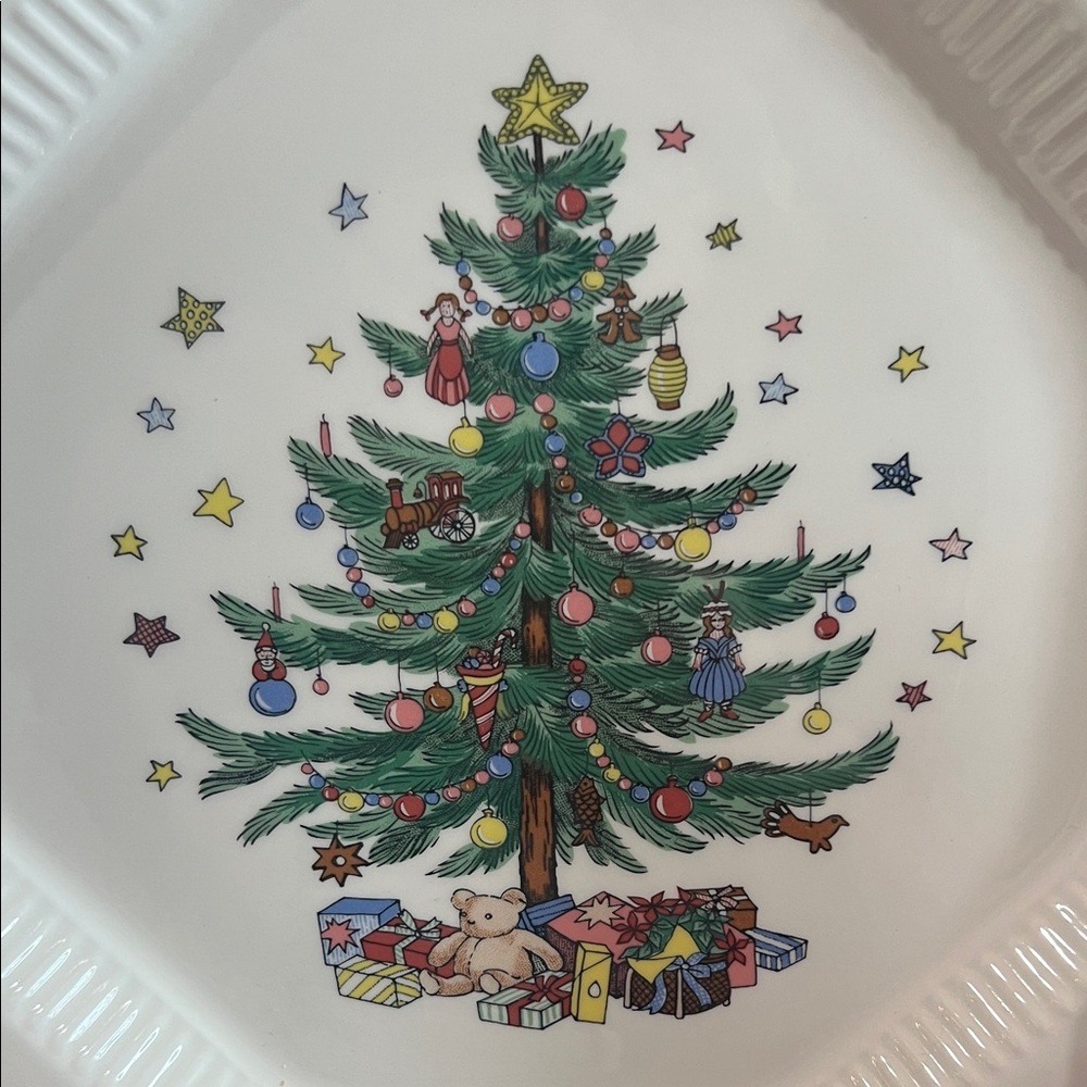 Christmastime 4 Place Setting by NIKKO Japan - Picture 7 of 15